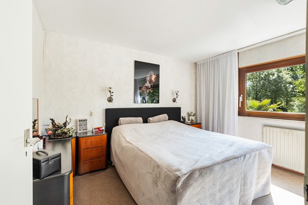 Foto - Te koop: Goed onderhouden tussenwoning in rustige woonwijk!